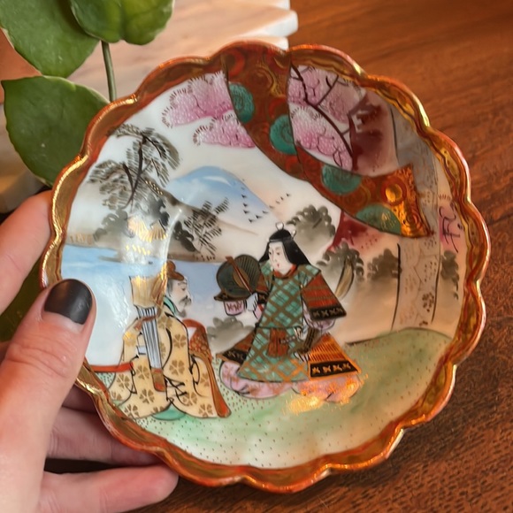 Beautiful made in Japan trinket dish/bowl. - Picture 2 of 4